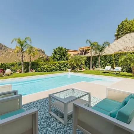 Private Modern In Villa *