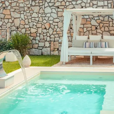 Villa Private Modern In