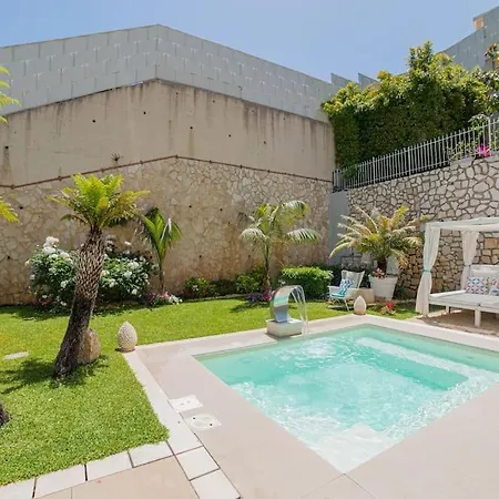 Villa Private Modern In *