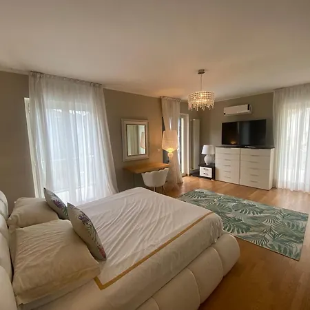 Private Modern In * Taormine