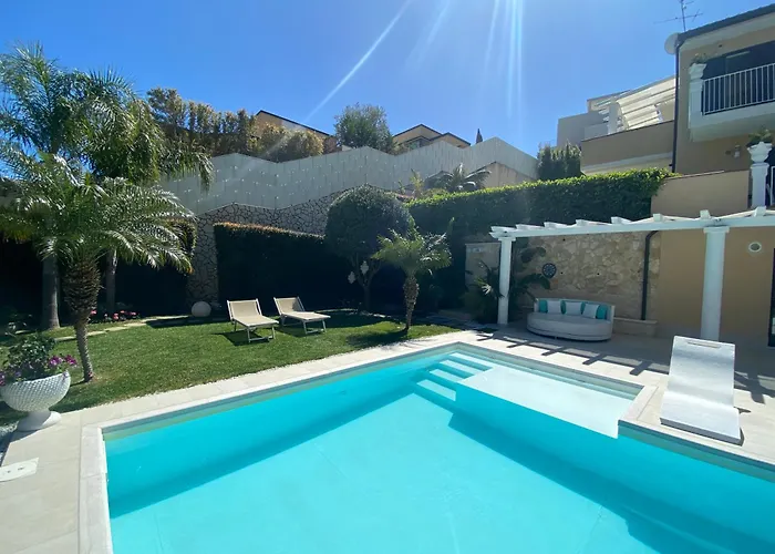 Villa Private Modern In